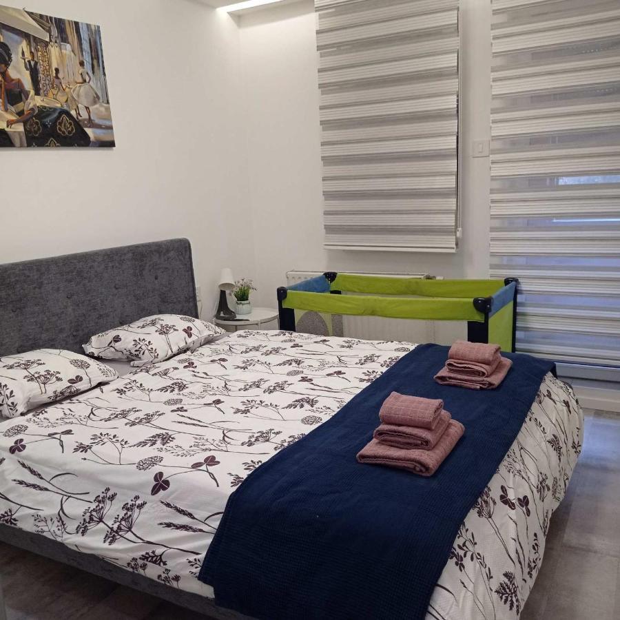 Chill Out Apartment Novi Sad Bagian luar foto